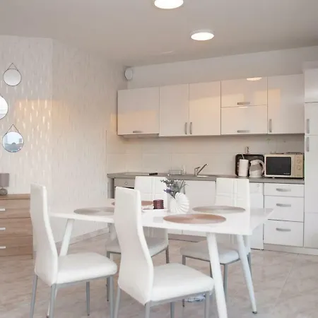 Duilovo Beach Apartamento Split