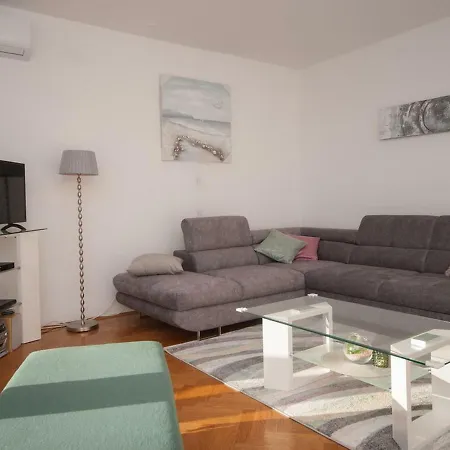 Duilovo Beach Apartamento Split